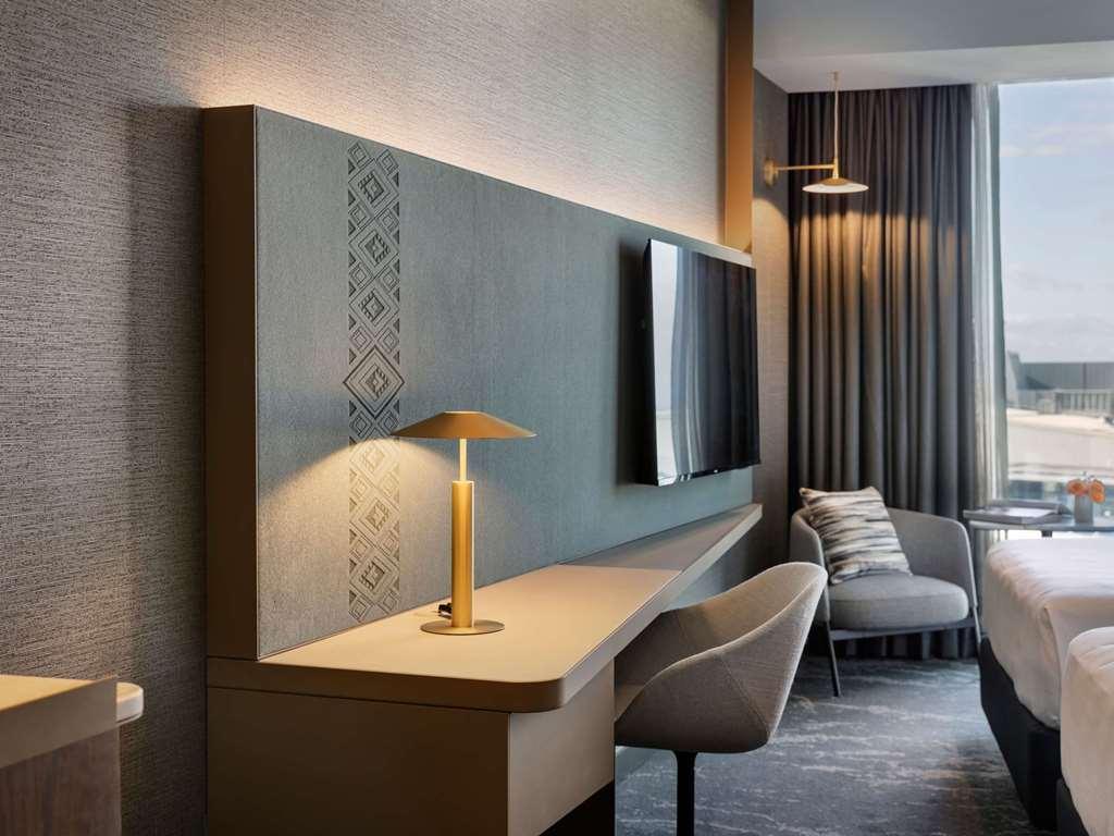 Pullman Auckland Airport Hotel Стая снимка